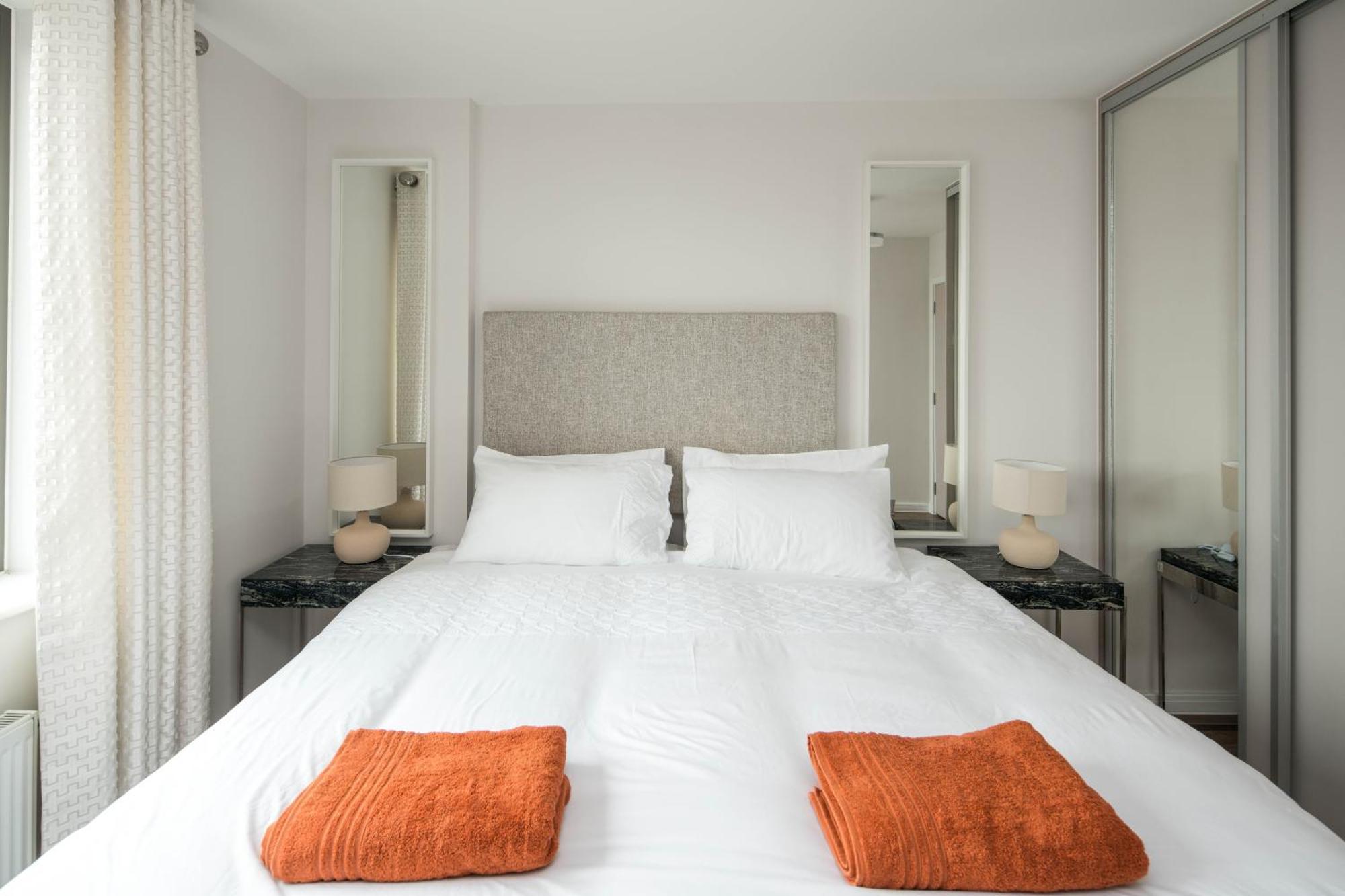 Canning Town -2 Bed Luxury Apartment 런던 외부 사진