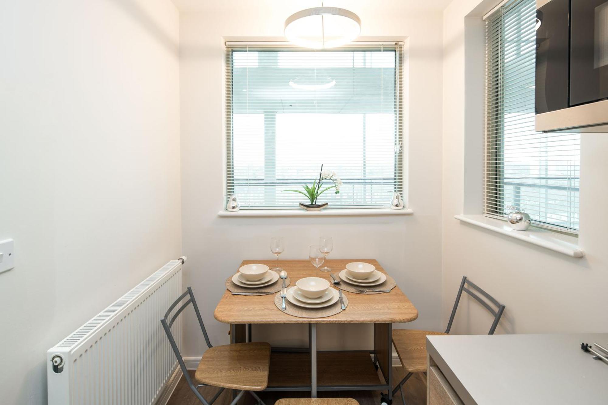 Canning Town -2 Bed Luxury Apartment 런던 외부 사진