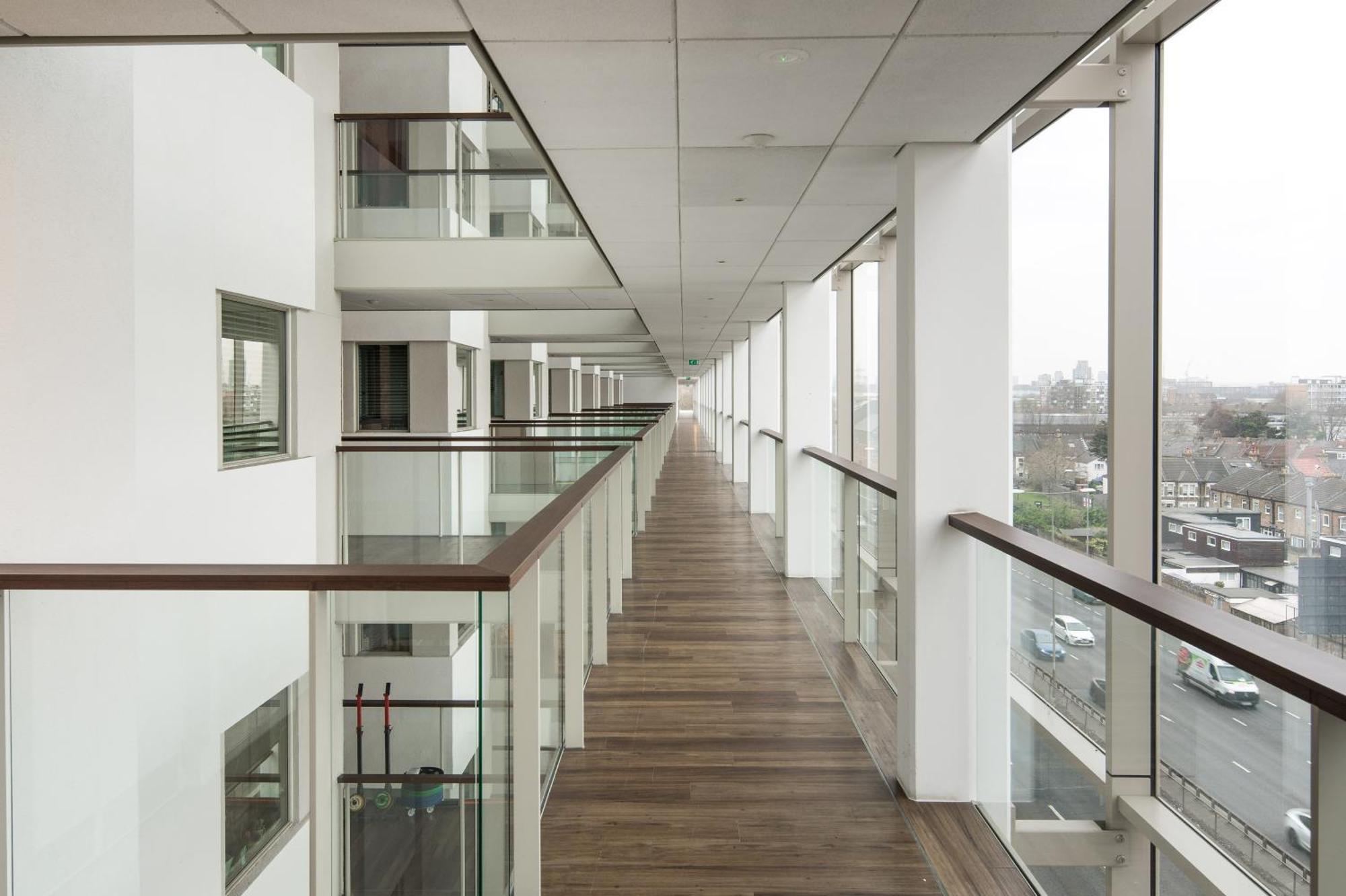 Canning Town -2 Bed Luxury Apartment 런던 외부 사진