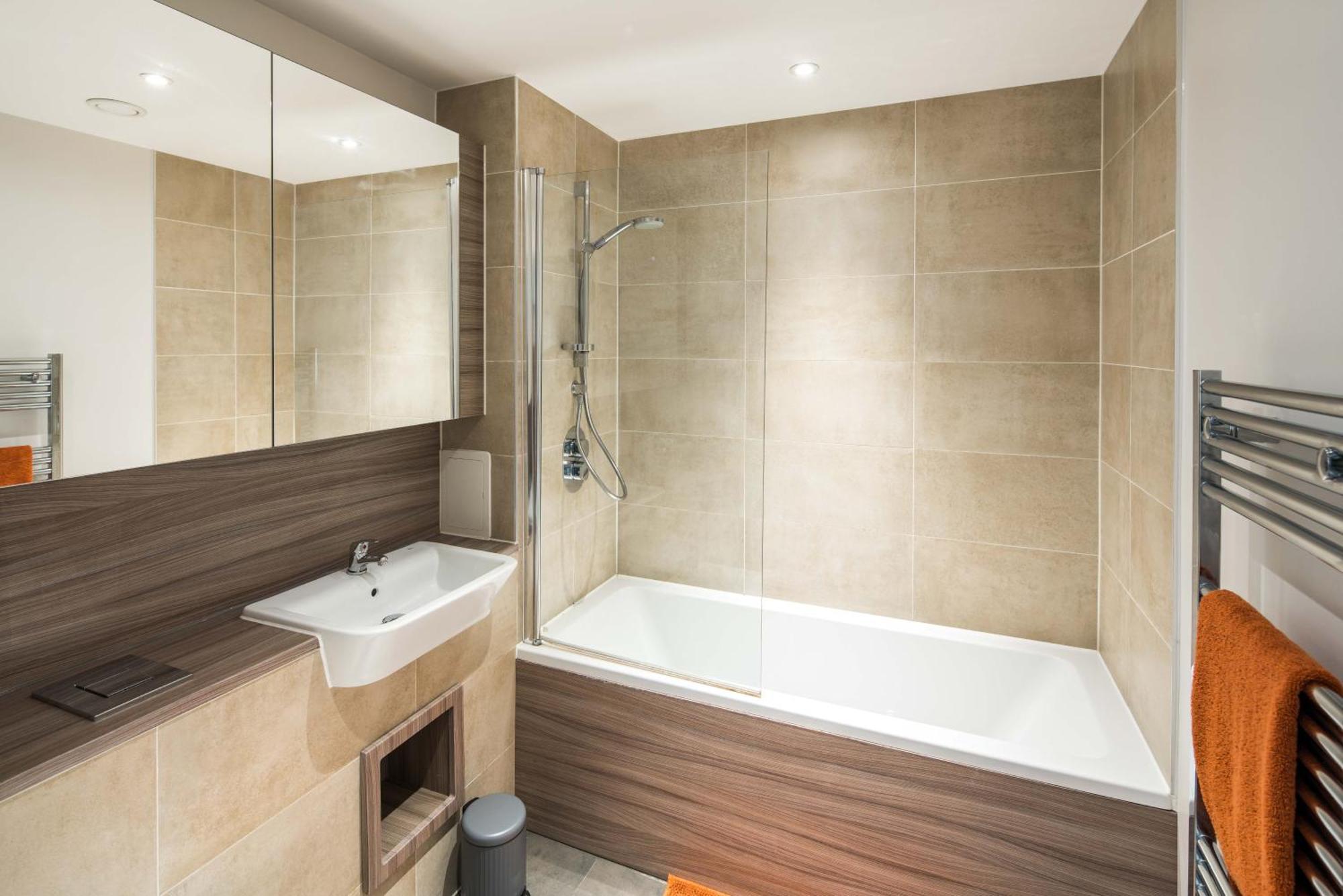 Canning Town -2 Bed Luxury Apartment 런던 외부 사진